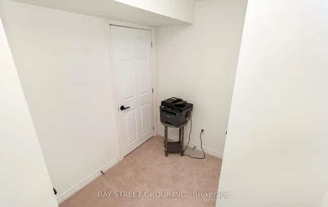 Additional image 19 of 488 Parent Pl