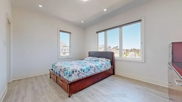 Additional image 25 of 4 Zimmerman Gdns