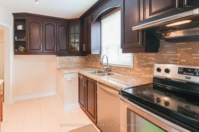 Additional image 45 of 34 Greylawn Cres