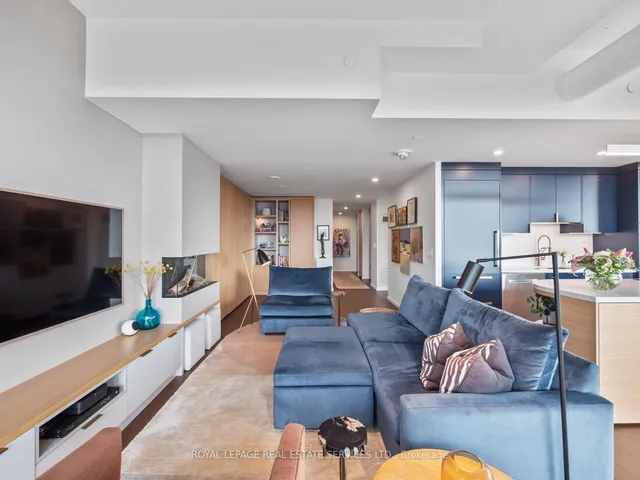 Additional image 12 of 21 Lawren Harris Sq Unit 904