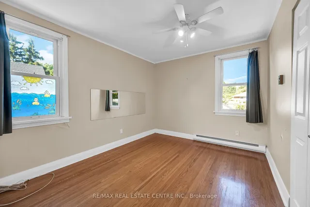 Additional image 15 of 894 Garth St