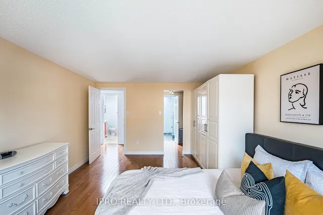 Additional image 27 of 16 Ackrow Crt