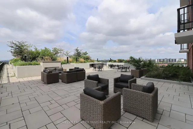 Additional image 24 of 3100 Keele St Unit 702