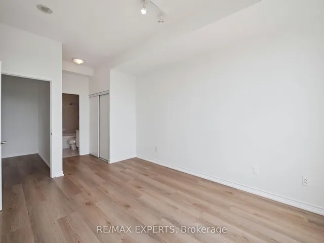 Additional image 37 of 7 Lorraine Dr Unit UPH-06