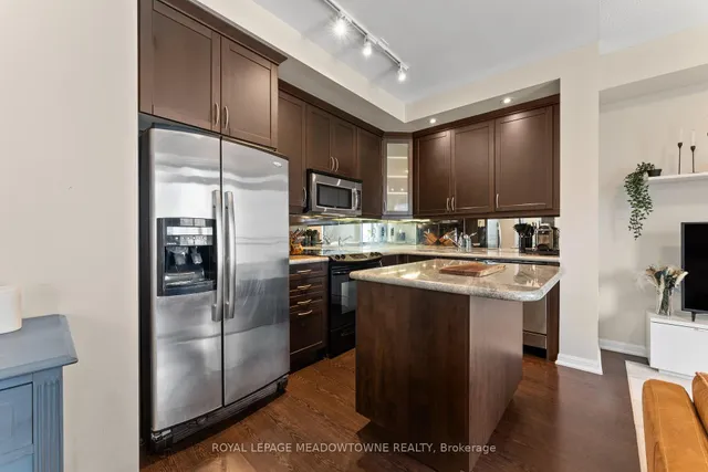 Additional image 13 of 628 Fleet St Unit 916