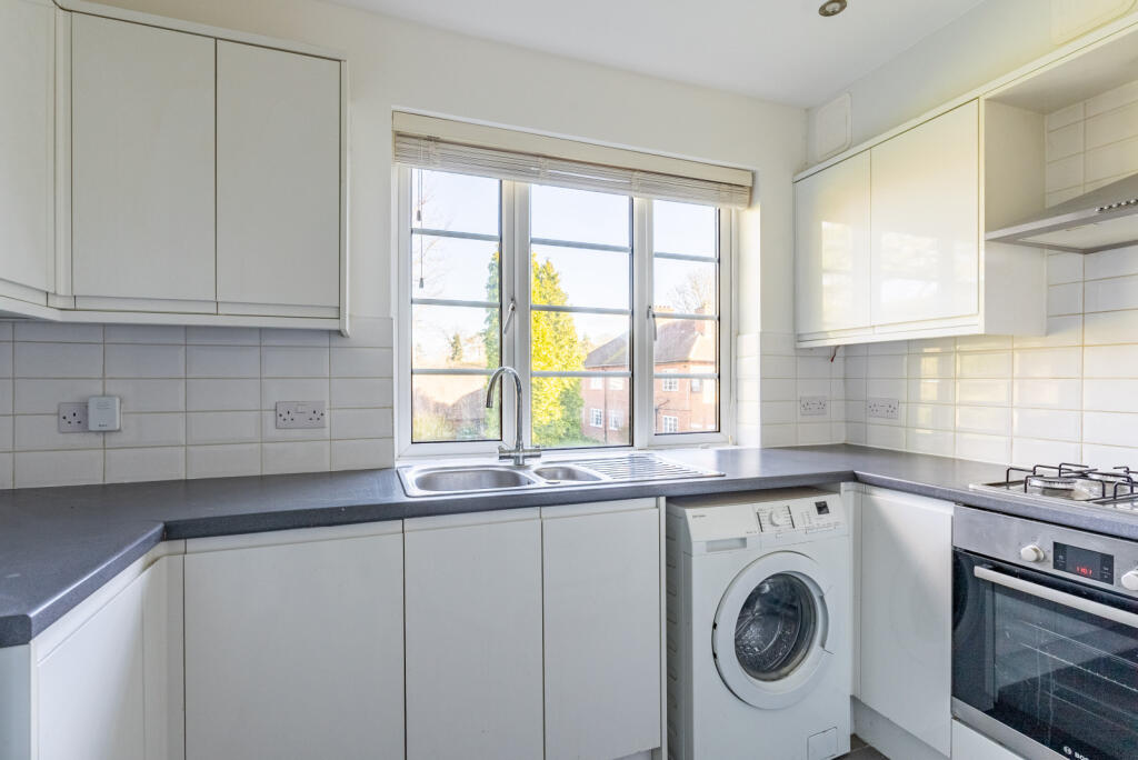 Additional image 12 of Woodstock Road North, St. Albans, Hertfordshire, AL1