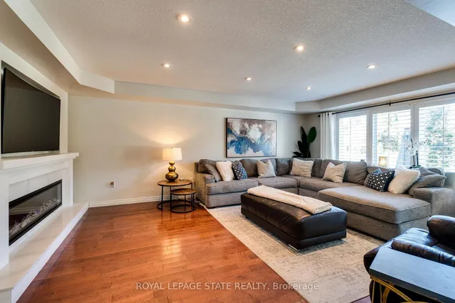 Additional image 7 of 274 Springvalley Cres