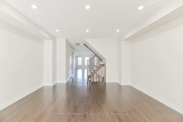 Additional image 17 of 35 Finegan Circ