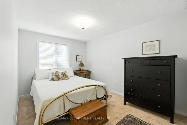 Additional image 28 of 1559 Riley Ave