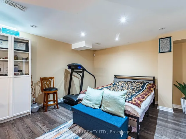 Additional image 24 of 674 Coach Dr