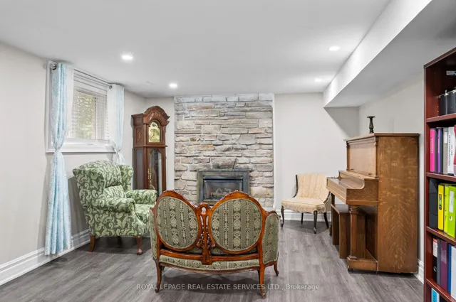 Additional image 33 of 23 Hillside Dr