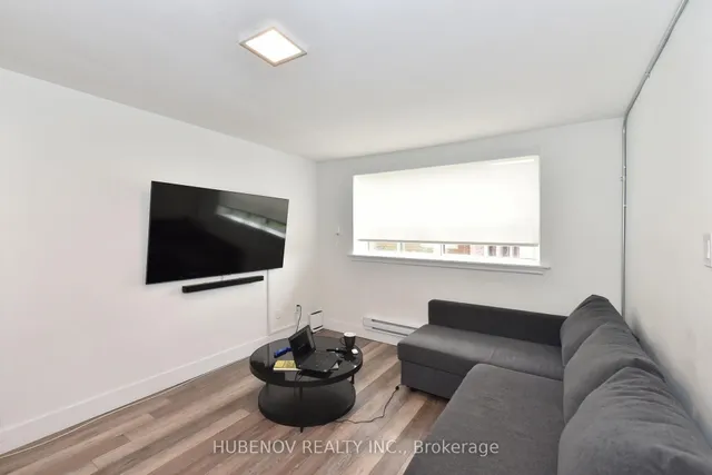 Additional image 14 of 1051 Victoria Pk Ave