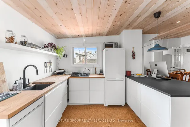 Additional image 14 of 10 Borden St