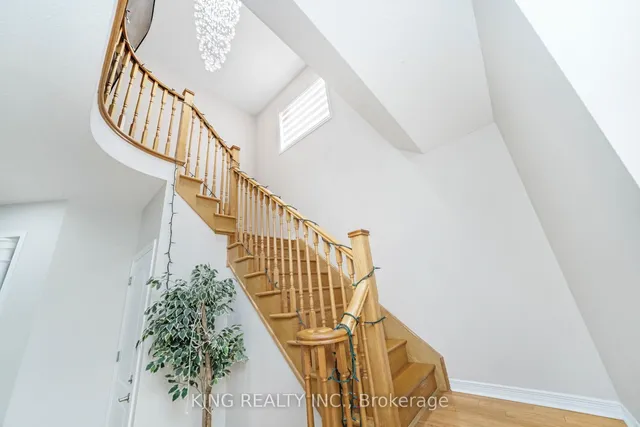 Additional image 20 of 59 Haviland Circ