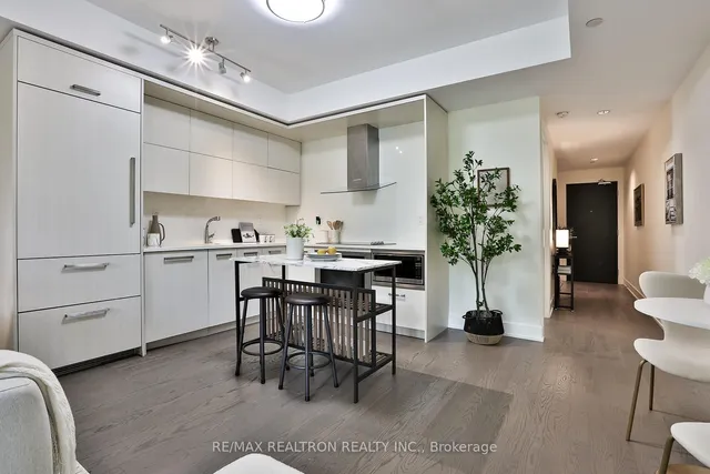 Additional image 10 of 3018 Yonge St Unit #204