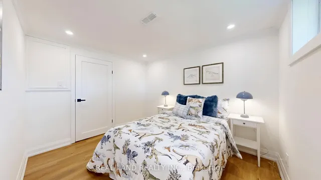 Additional image 27 of 38 Cresthaven Dr