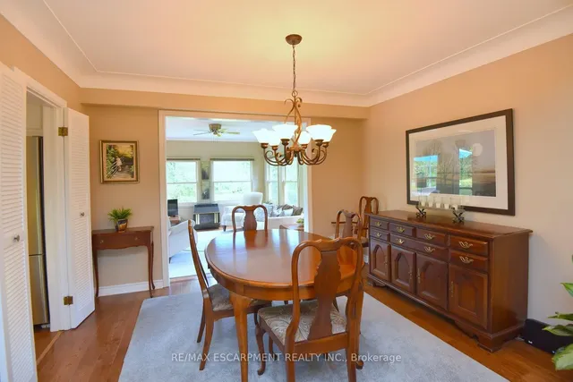 Additional image 11 of 219 Strathcona Dr