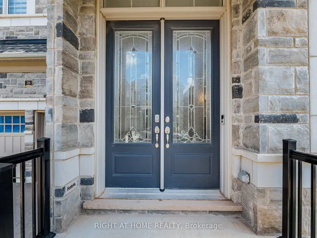 Additional image 5 of 16 Charing Cross Gate