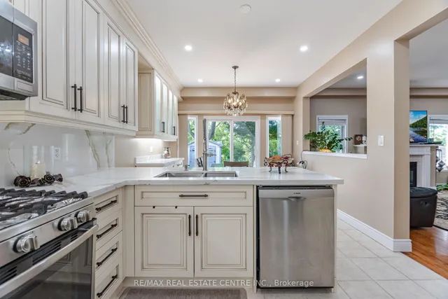 Additional image 15 of 35 Pantano Dr