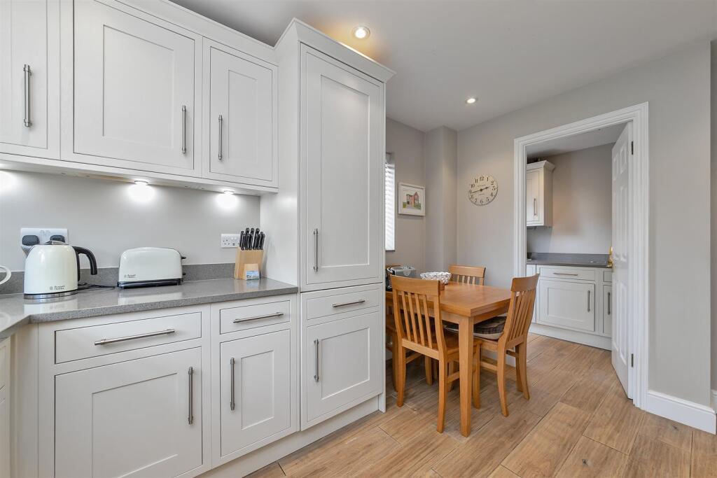 Additional image 8 of Damson Way, St Albans