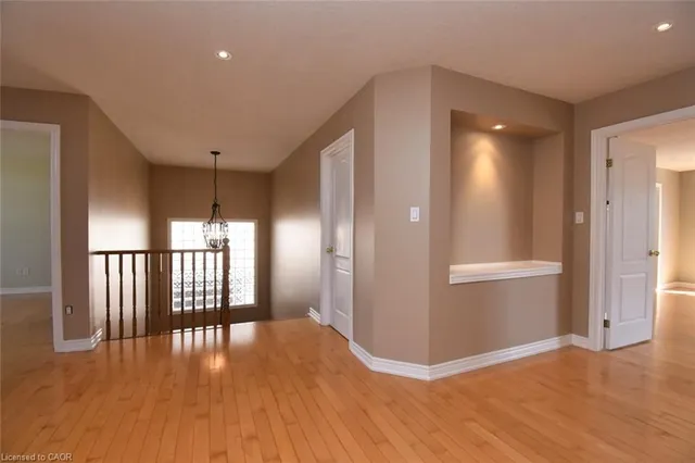 Additional image 12 of 43 Lowinger Ave