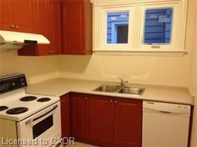 Additional image 7 of 44 Gladstone Ave