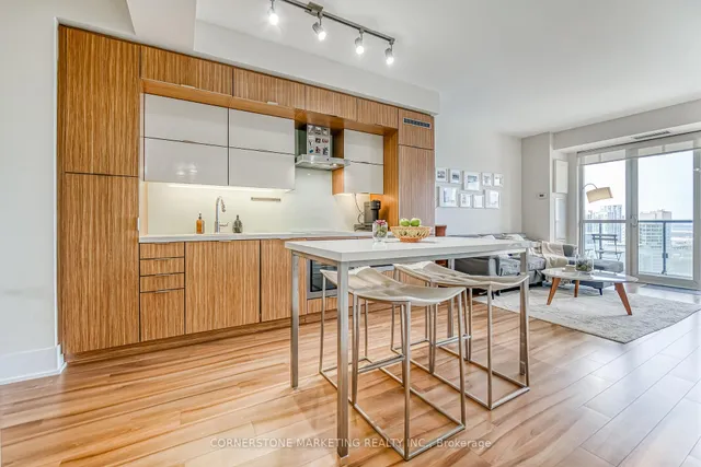 Additional image 5 of 300 Front St Unit 3402