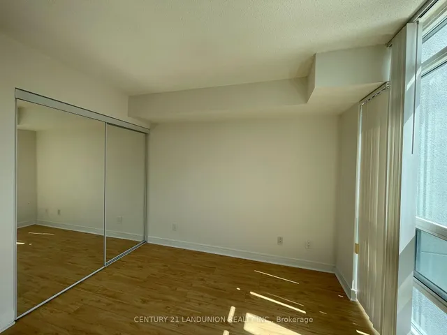 Additional image 13 of 35 Bales Ave Unit 2115