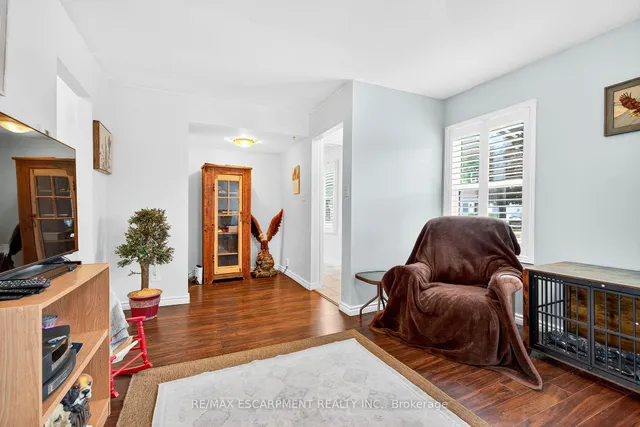 Additional image 7 of 15 Donald Ave