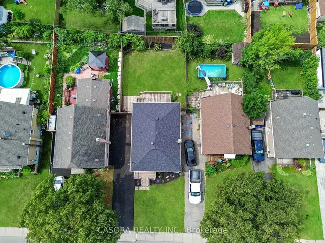 Additional image 9 of 300 East 32nd St