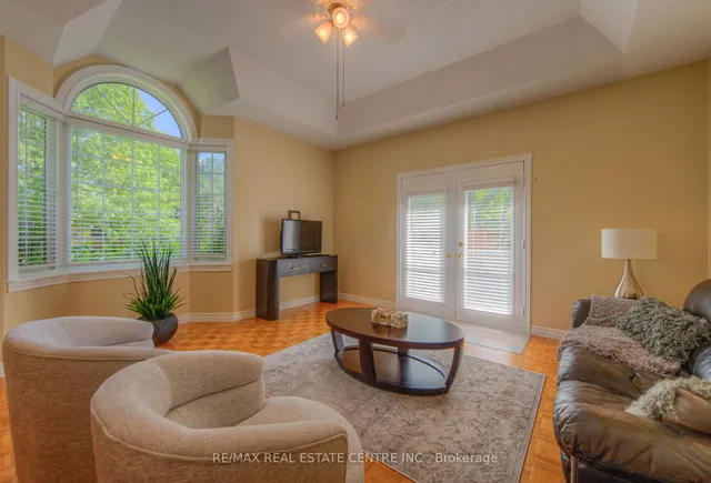 Additional image 10 of 43 Postoaks Dr