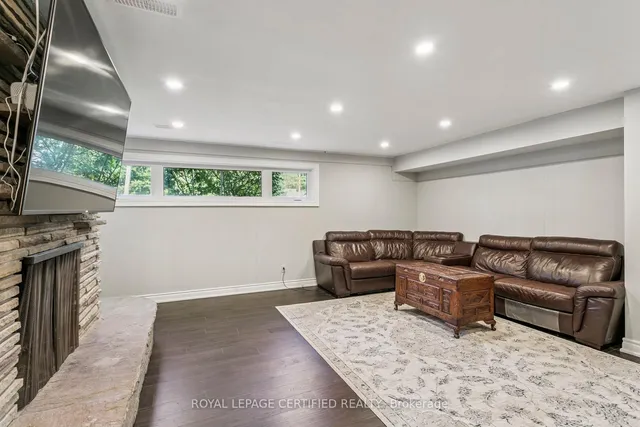 Additional image 25 of 462 The Kingsway