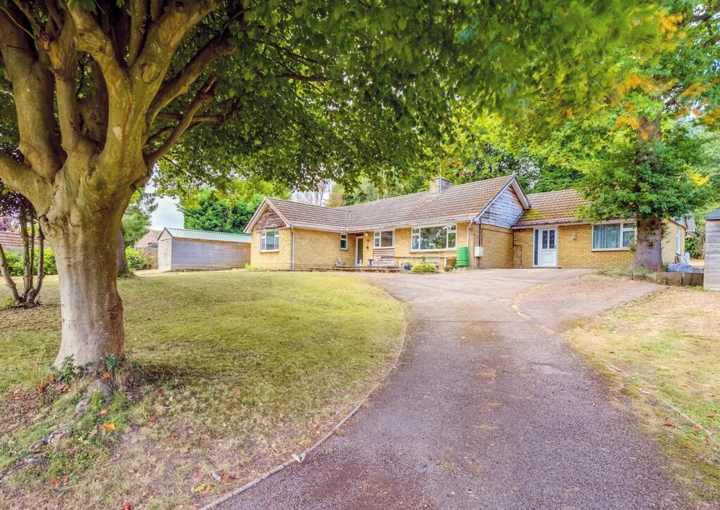 Property image for Roundabout Lane, Mardley Heath, Welwyn, Hertfordshire, AL6