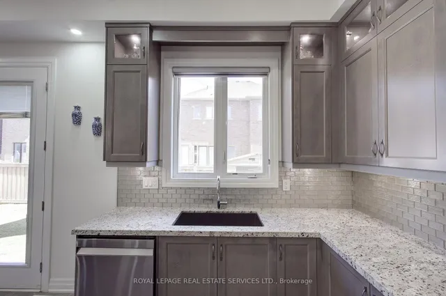 Additional image 11 of 48 Viva Gardens