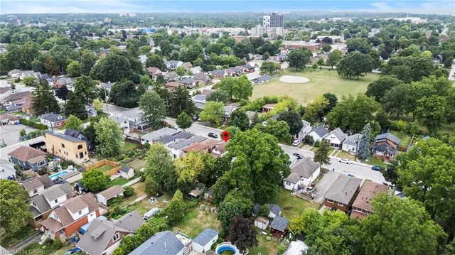 Additional image 29 of 223 East 8th St