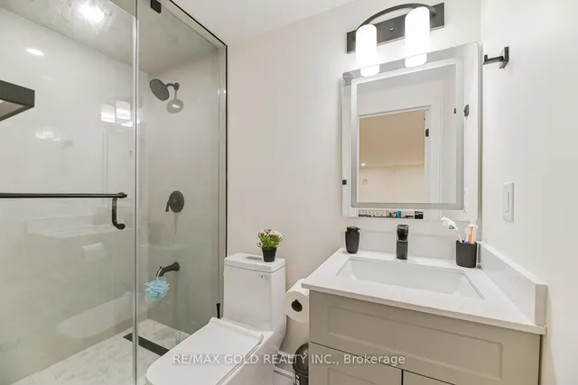 Additional image 25 of 81 Drake Blvd