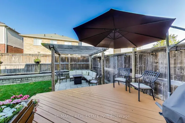 Additional image 32 of 74 Bradley Ave