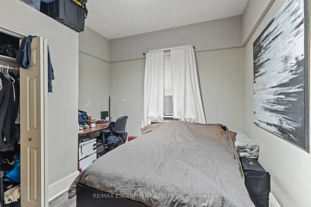 Additional image 44 of 181 West Ave