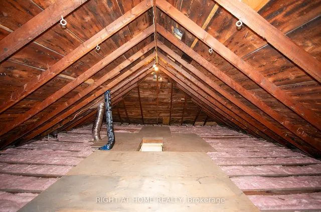 Additional image 23 of 11 Robins Ave