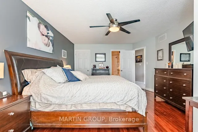 Additional image 18 of 104 Frances Ave Unit 35