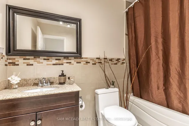 Additional image 8 of 100 Castlehill Rd