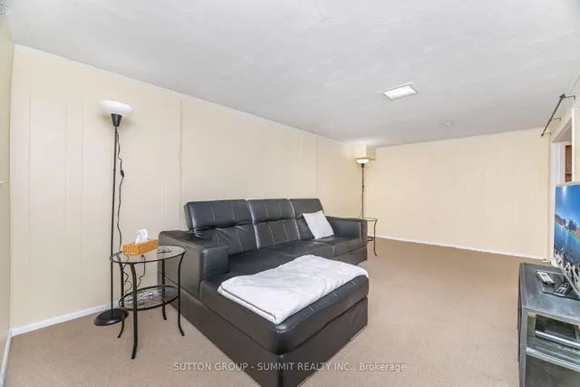 Additional image 20 of 552 PINEDALE Ave