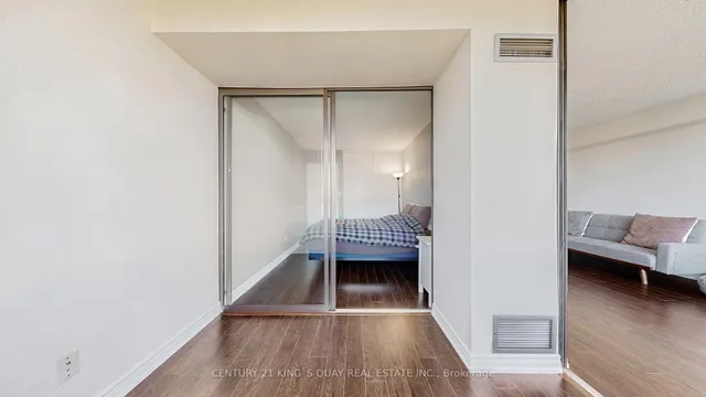 Additional image 29 of 55 Bamburgh Circ Unit 2002