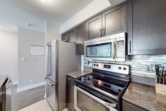 Additional image 8 of 81 Navy Wharf Crt Unit 901