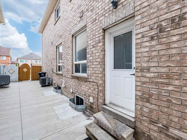 Additional image 27 of 128 Rocky Point Cres