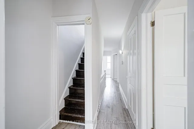 Additional image 24 of 1000 Dundas St