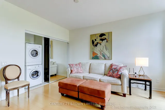 Additional image 12 of 60 Heintzman St Unit 112