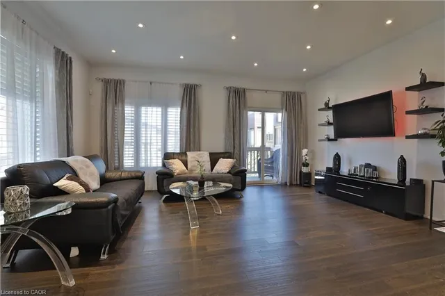 Additional image 13 of 94 Soho St