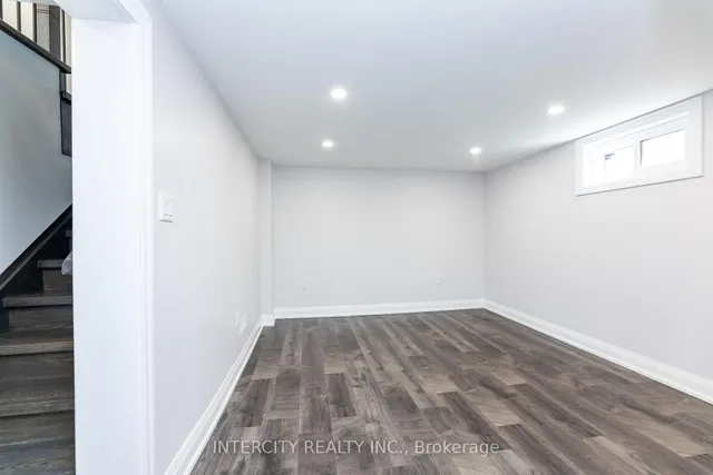 Additional image 44 of 19 Marowyne Dr