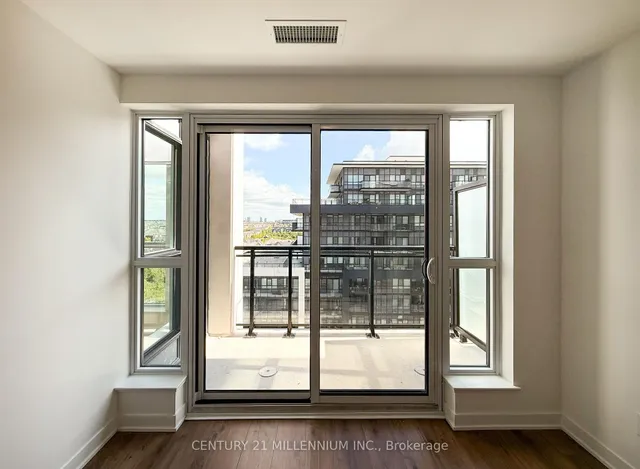 Additional image 7 of 405 Dundas St Unit 810